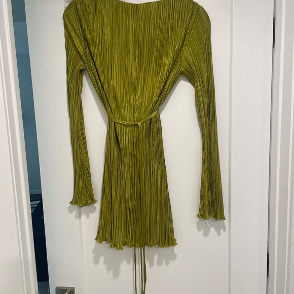 Hello Molly Besties Meet Mini Dress XS in Olive - Picture 6 of 12